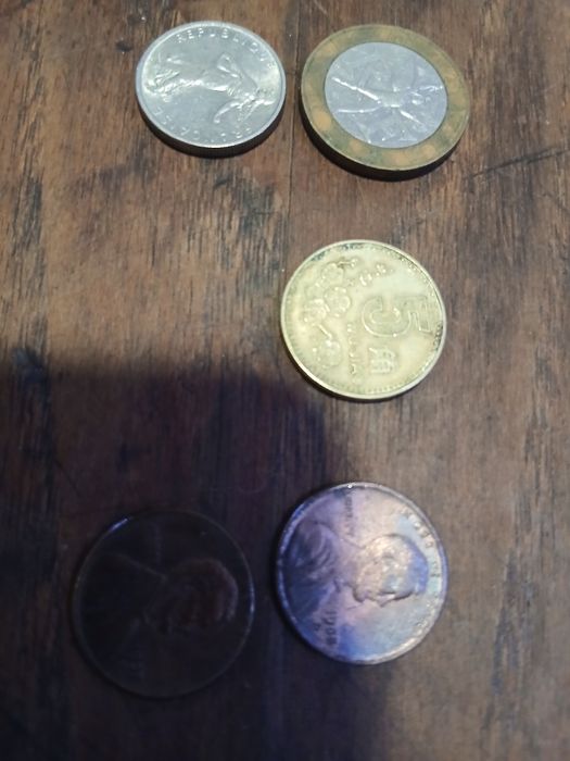 Várias moedas antigas