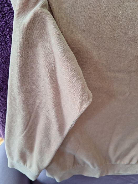 sweterek wkolorze morelowym