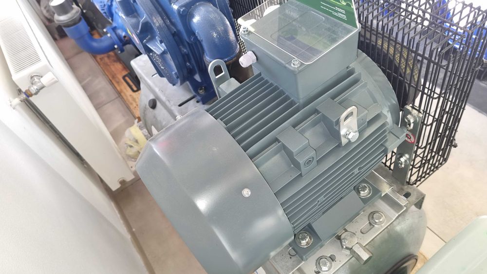 Agregat Pompa próżniowa 2000l NOWA gwarancja 12-miesięcy rymek.com.pl