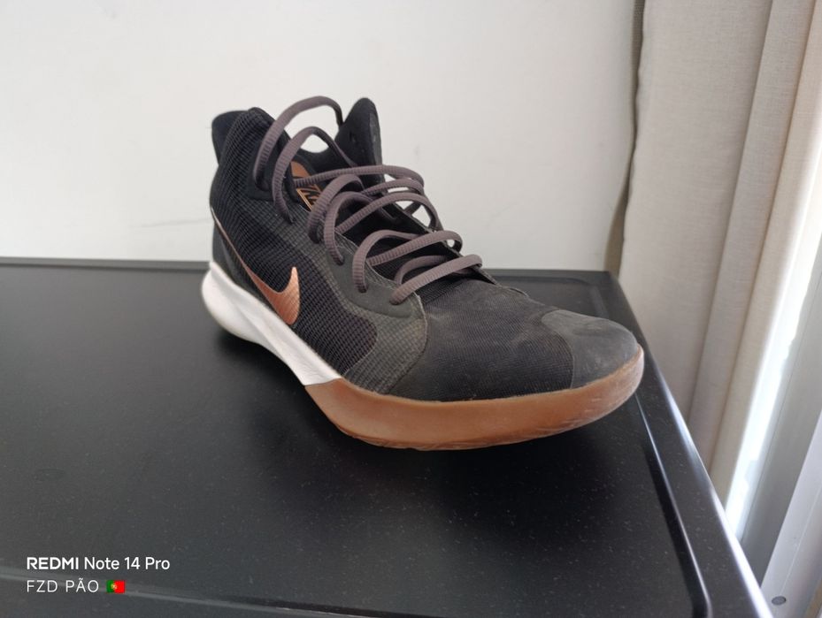 Nike n.44 usado umas 3x