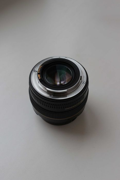 Об'єктив Canon EF 50 1.4, в захисному фільтрі