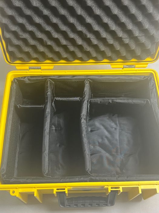 Walizka B&W Typ 6000 Żółta z Wkładem z Pianki