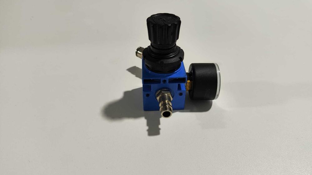 Regulador de pressão para linha de ar comprimido