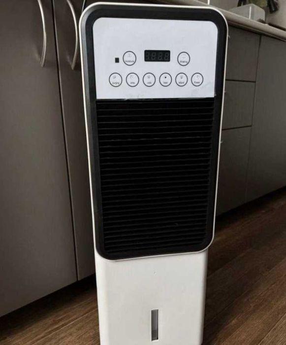 колонний тепловентилятор, кондиціонер