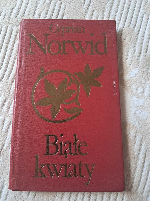 Białe kwiaty - Cyprian Kamil Norwid