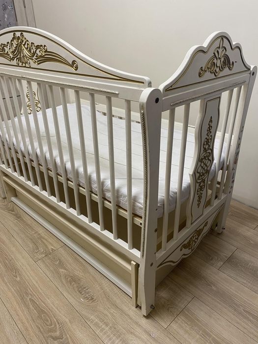 Дитяче ліжечко !