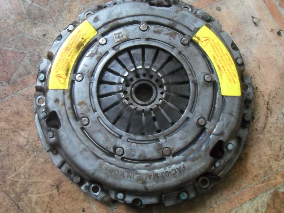 Sprzęgło dwumasowe dwunasta Vectra c fiat Croma  1.9 CDTI 130