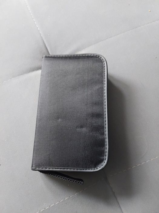 Sprzedam etui na dysk przenośny 2.5'