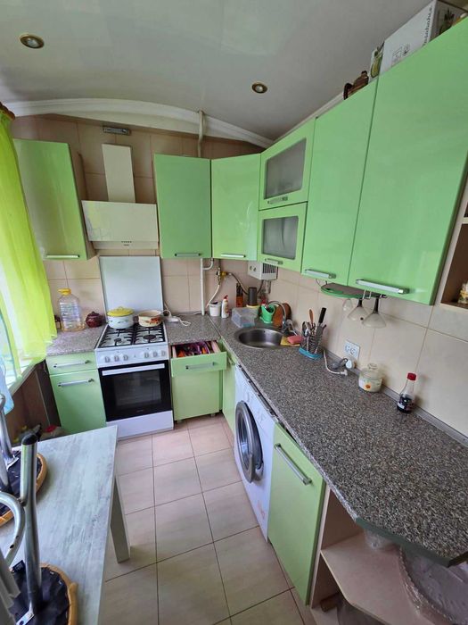 Даманський, 2к. квартира з ремонтом - More