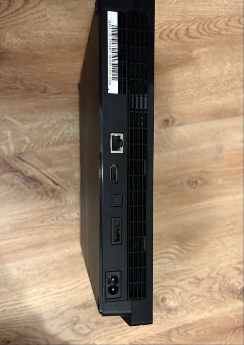 PlayStation 3 Slim 320 GB + 9 gier