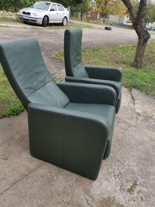 Кожаное раскладное кресло реклайнер (релакс)из Европы.Идеальное .