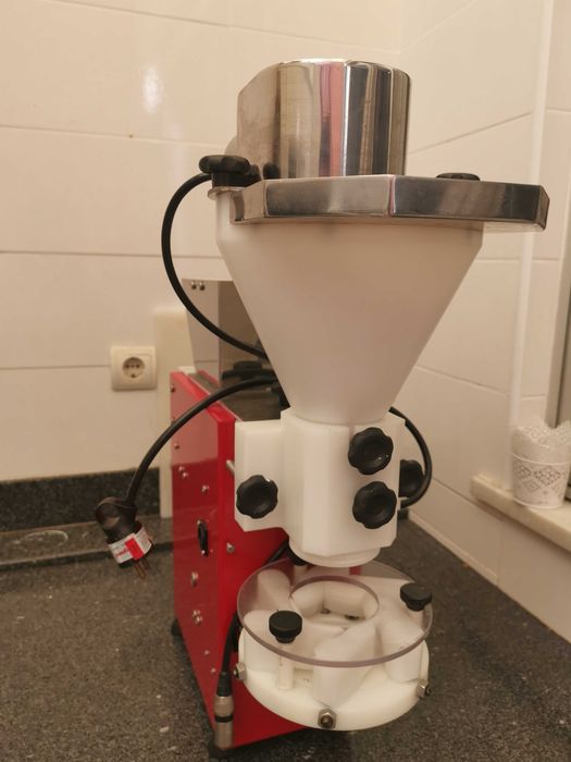 Máquina de fazer salgados