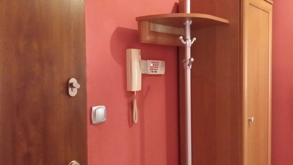 2 pokoje 54 m², loggia z widokiem na Stare Miasto, winda, parking – ul. Królewiecka