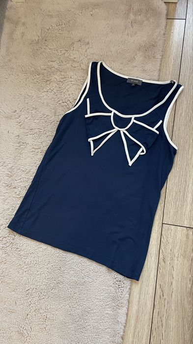 Bluzka elegancka z kokardą M