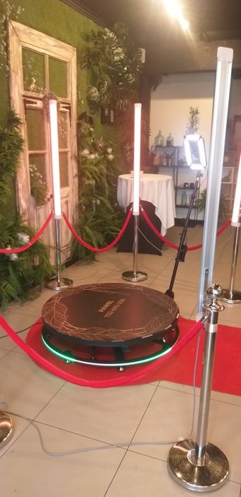 Wynajem fotobudki 360 Urodziny, Wesela,