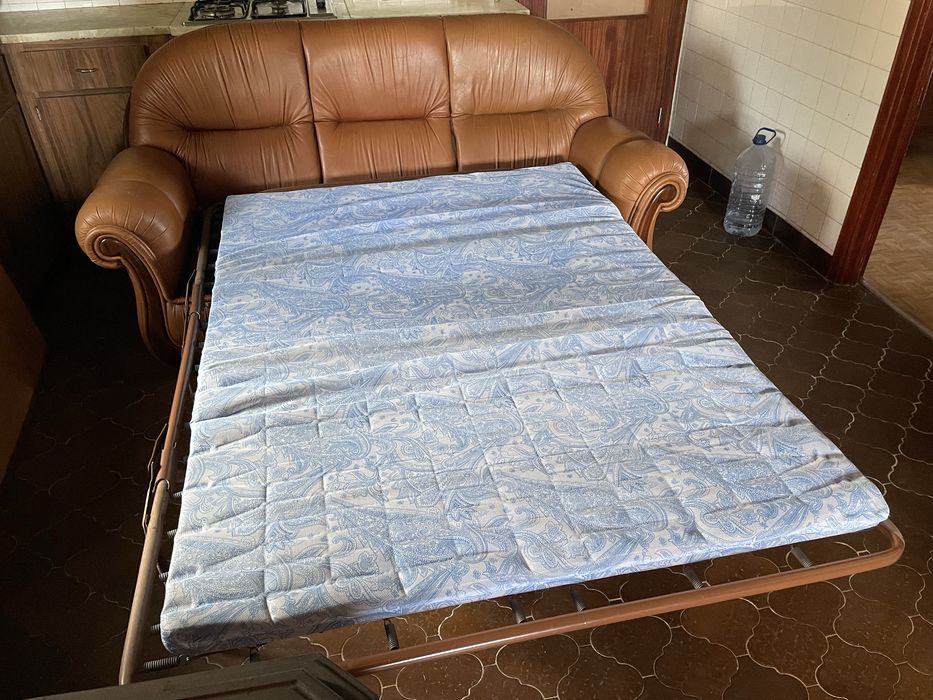 Conjunto 3 Sofás em Pele