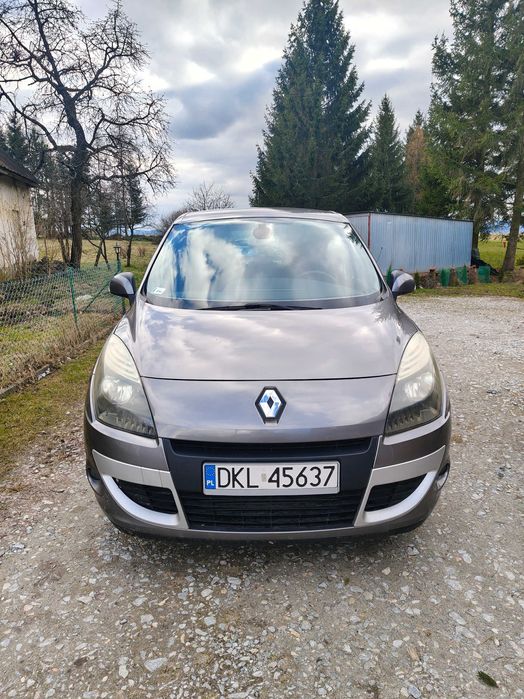 Renault Scenic III 2009 - uszkodzony