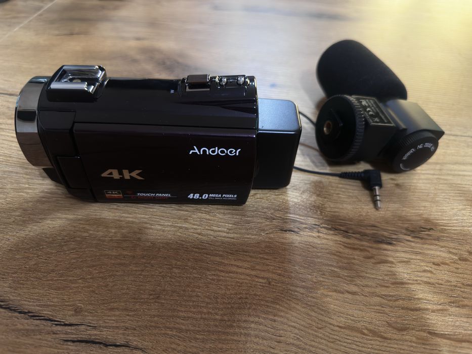 Kamera Andoer 4K 48 MP + mikrofon, 2 baterie i pokrowiec