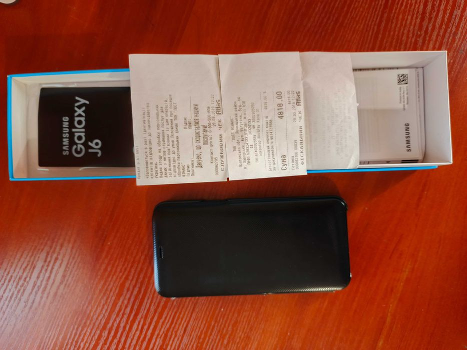 Продам б.у Самсунг Галаксі J6