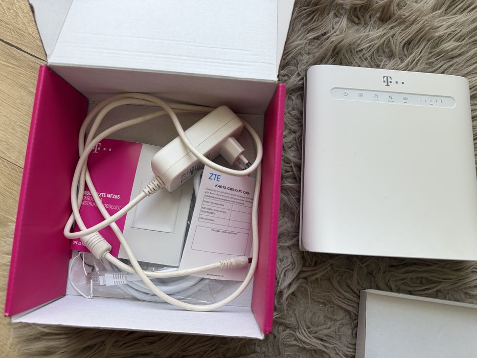 Router ZTE MF286 4G LTE - T-Mobile | Wi-Fi 2,4/5 GHz | LTE Cat. 6 | Do 64 urządzeń