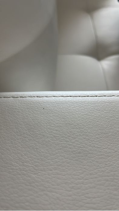 Sofá com chaise longue