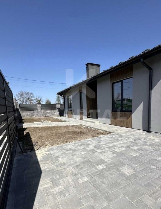 Будинок у Гостомелі з газом та центральними комунікаціями