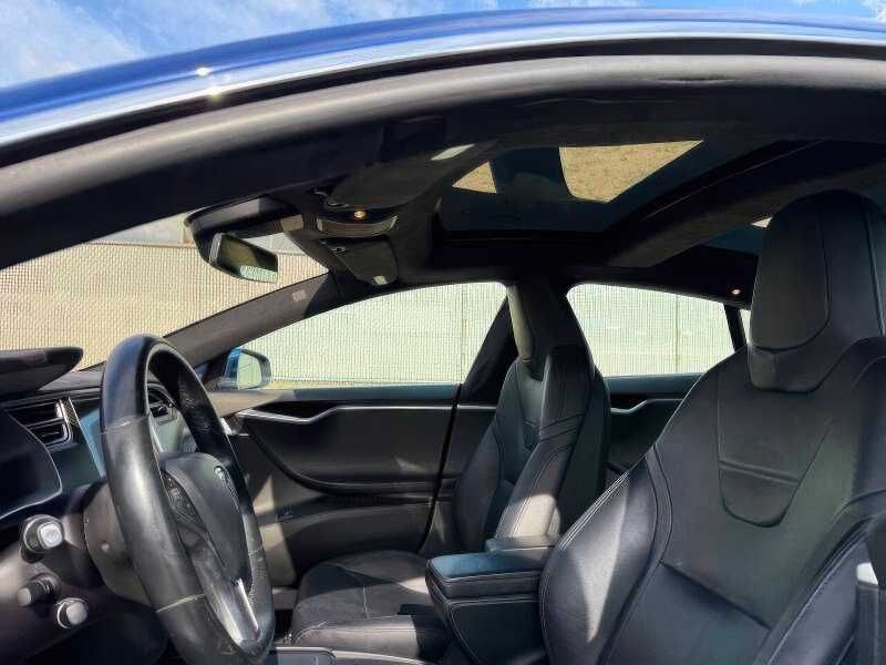 2016 Tesla Model S 70