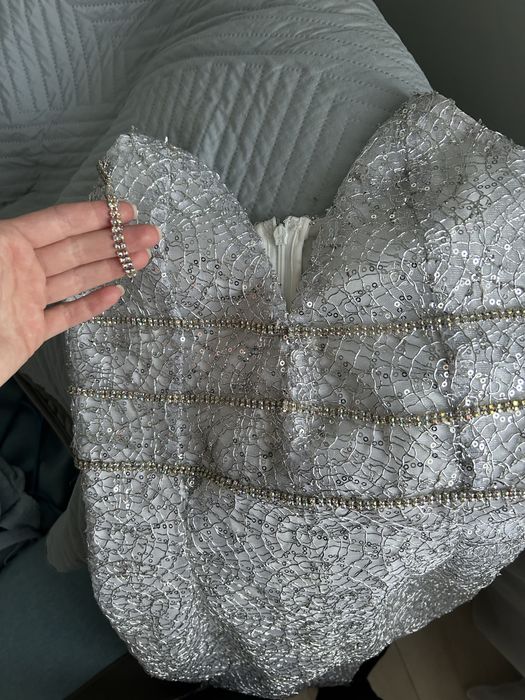 Вишукане Вечірнє плаття в паєтки для фотосесій