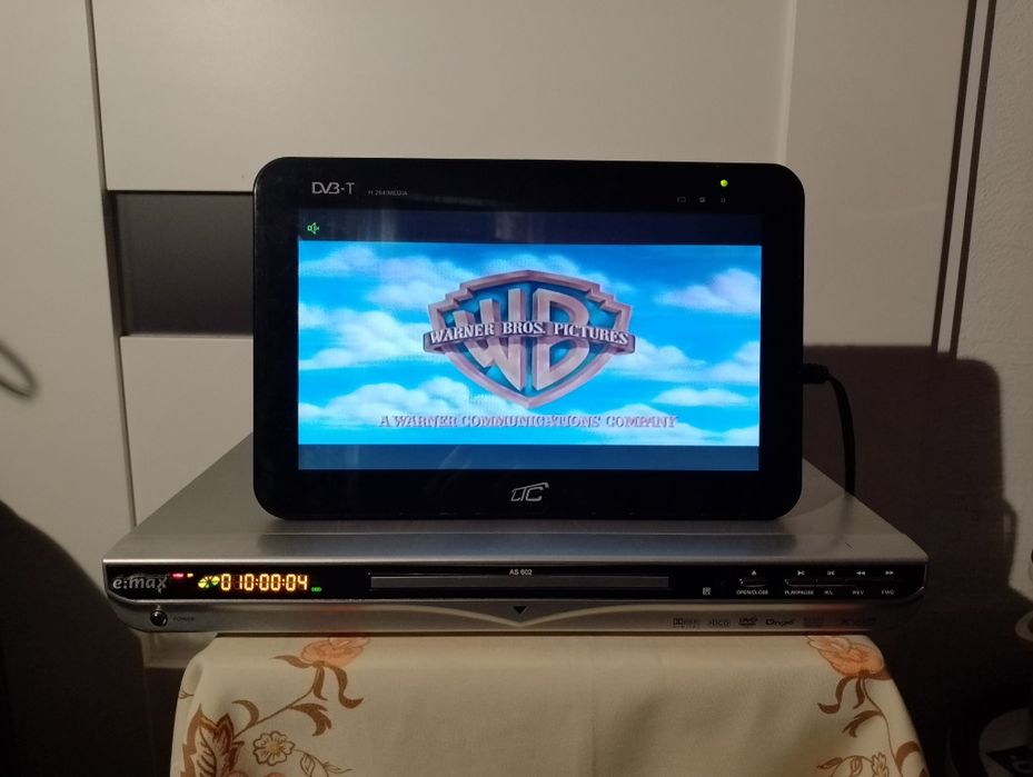 Odtwarzacz DVD e:max AS 602