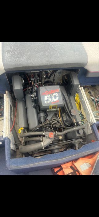 Barco Bayliner Capri 5.0