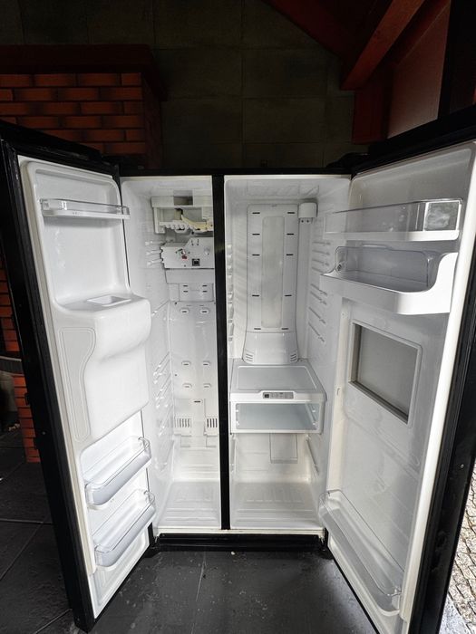 Lodówka Samsung side by side