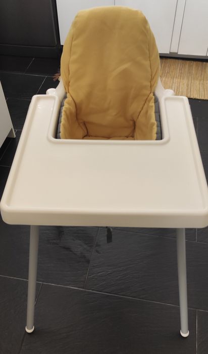 Cadeira de Alimentação com capa e tabuleiro IKEA