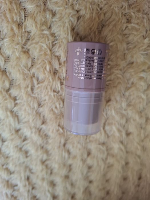 Esaence bronzer nowy