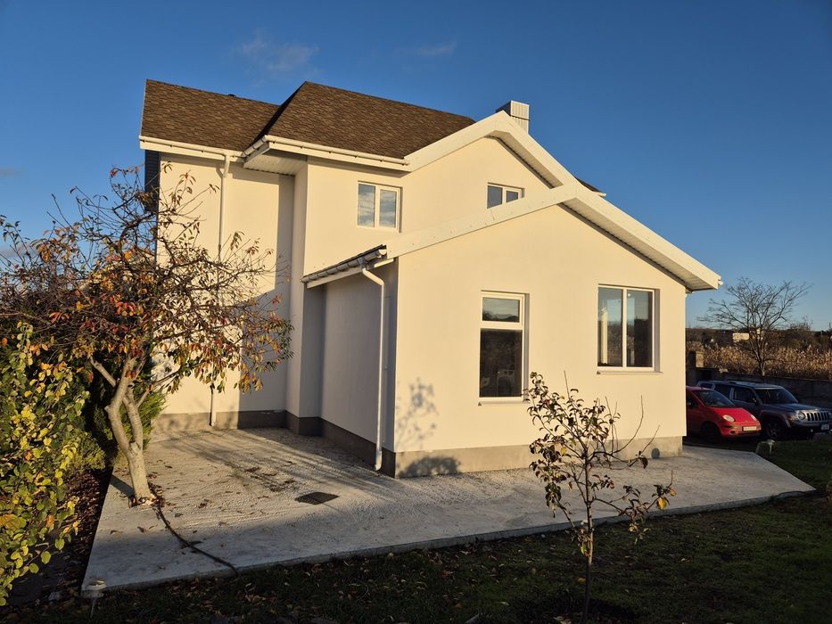 Продам капитальный дом Великодолинское  Ява