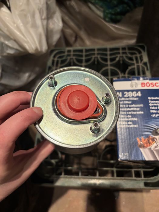 Продама паливний фільтр Bosch F026402864