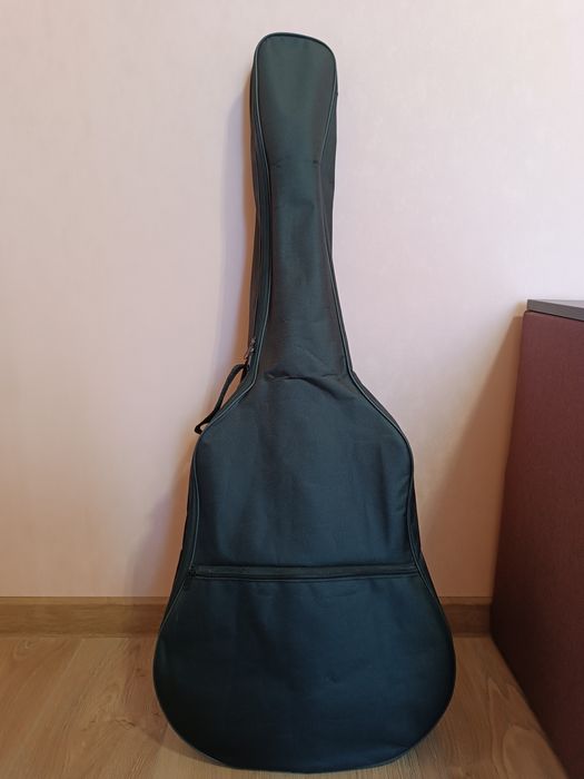 Продаю класичну гітару