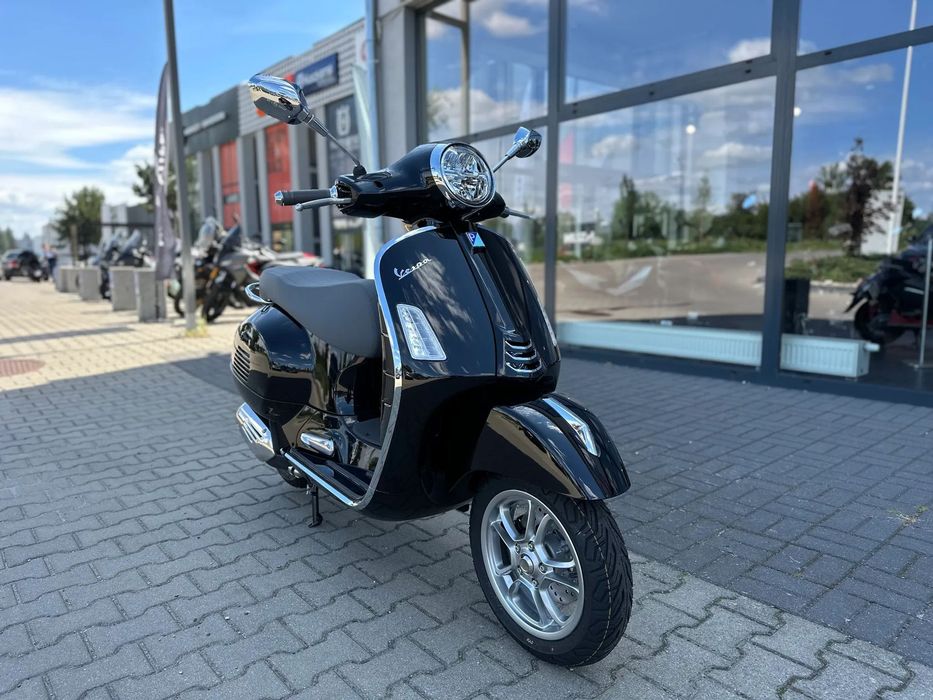 Vespa GTS 125 E5+2025 / WYPRZEDAŻ / Salon Łódź