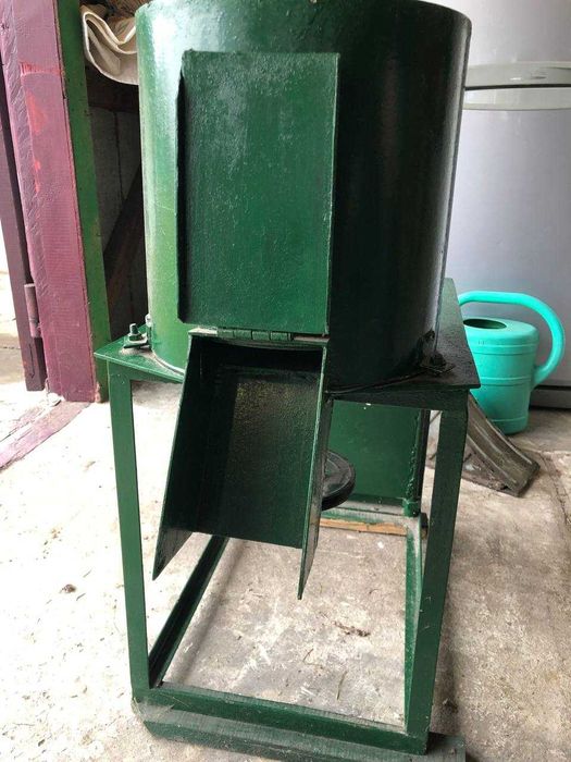 Універсальна саморобна бурякорізка – подрібнювач коренеплодів