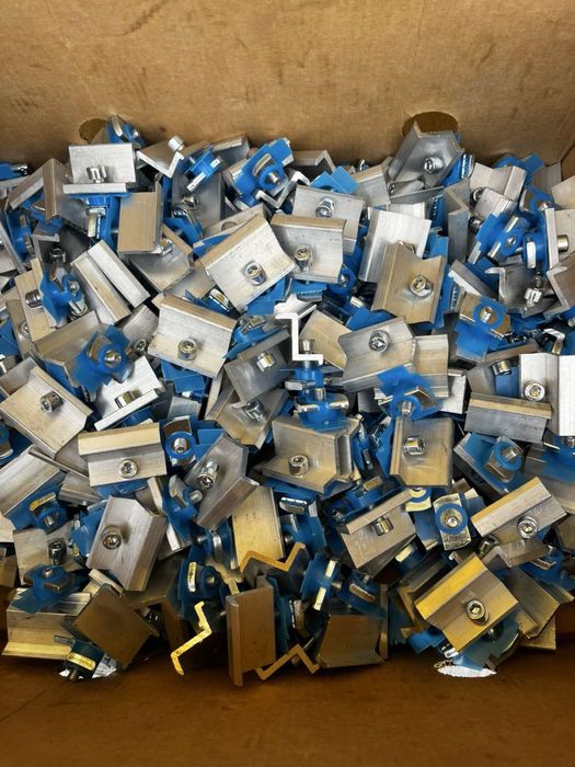 Кріплення для сонячних панелей