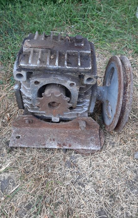 Редуктор червячний. 1/14