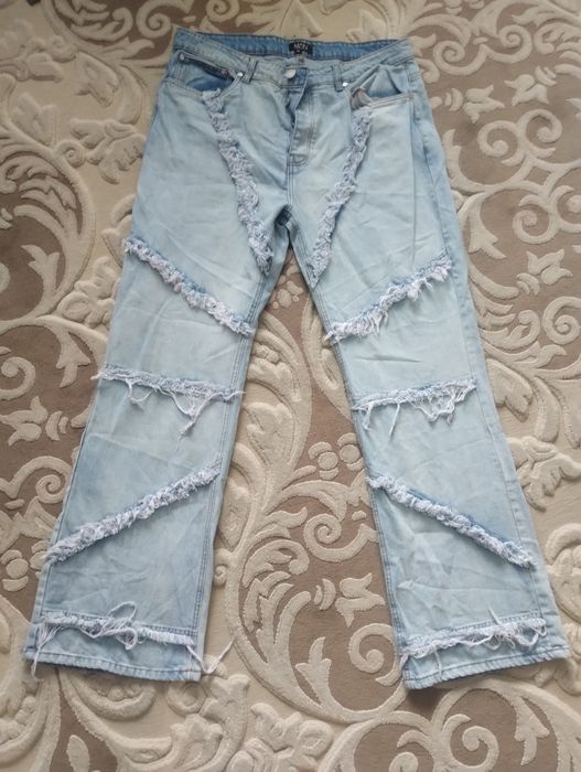 Продаю фларед jeans
