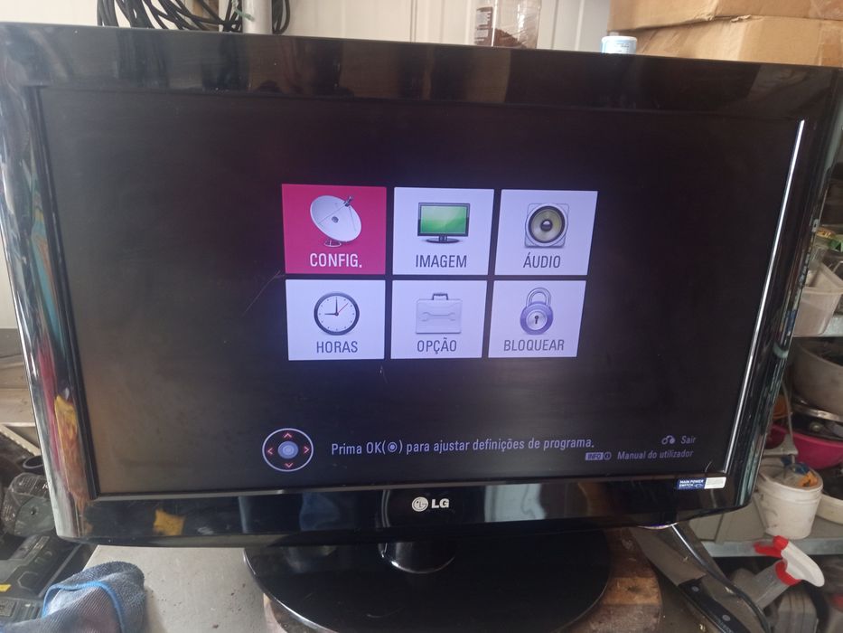 2 tvs LG e sanguesum pouco uso