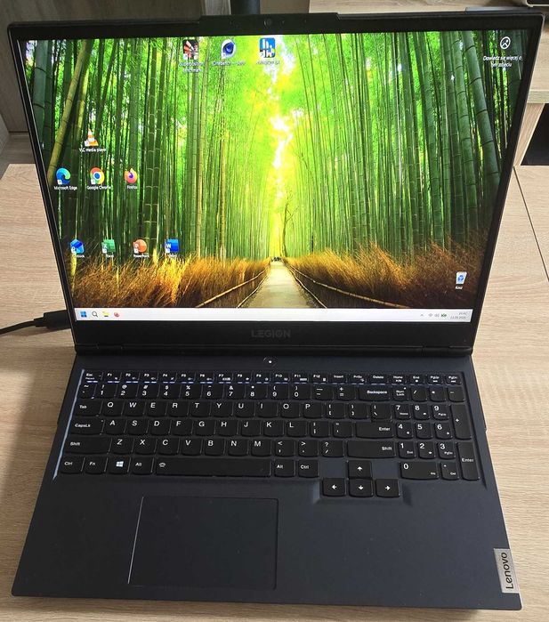 Lenovo Legion 5 15ACH6H | 15,6” 165Hz | Ryzen 7 5800H | 16GB RAM | RTX 3060 TGP 130W | SSD 512GB