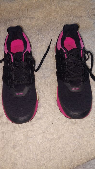 Sprzedam damskie buty do biegania Adidas, r. 41 1/3