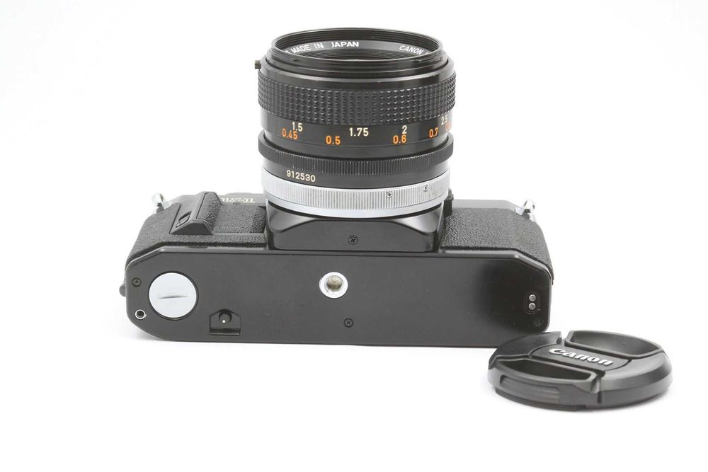 Canon AV-1 + Canon FD 50mm f1.4 S.S.C