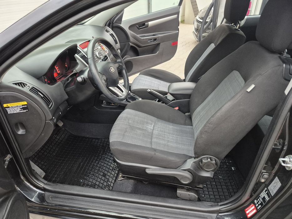 Kia ceed 1,6 2010 sprzedam
