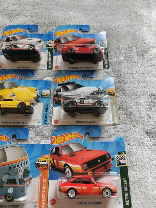 Zestaw 6 resoraków Hot Wheels 2023/2024