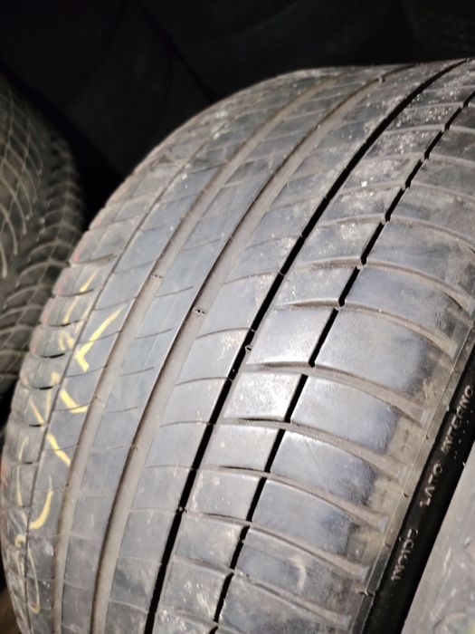 275 40R19 da Michelin