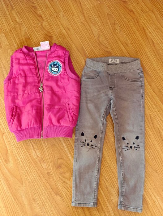 Жилетка, безрукавка Hello Kitty, джинси 104 р