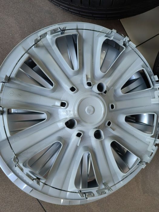Kołpaki VW 16" Komplet Org 5NO Bardzo ładne Passat Golf Caddy Touran